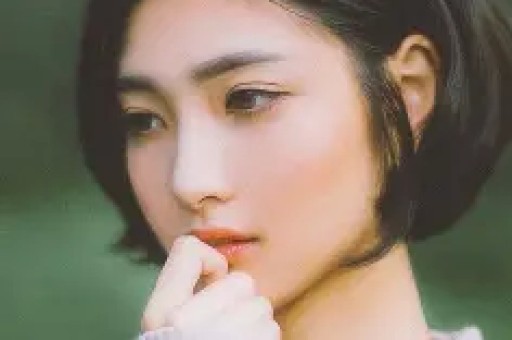 韩红口碑翻车后那个被她当众戳穿的造假歌手终于撕开了十二年前那场真人秀的遮羞布